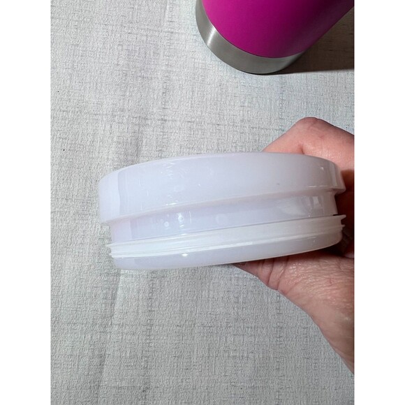 Bass Pro Shops Hot Pink 30 Ounce Insulated Tumbler - Picture 8 of 9